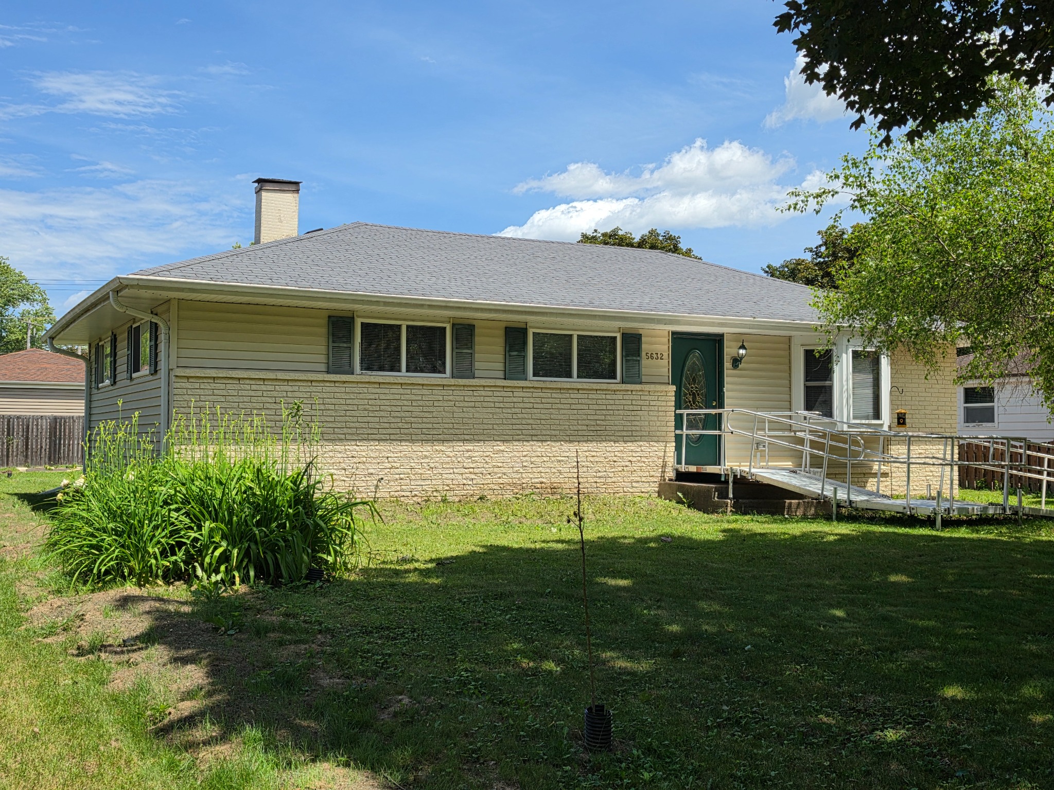 Apple Ridge Care exterior