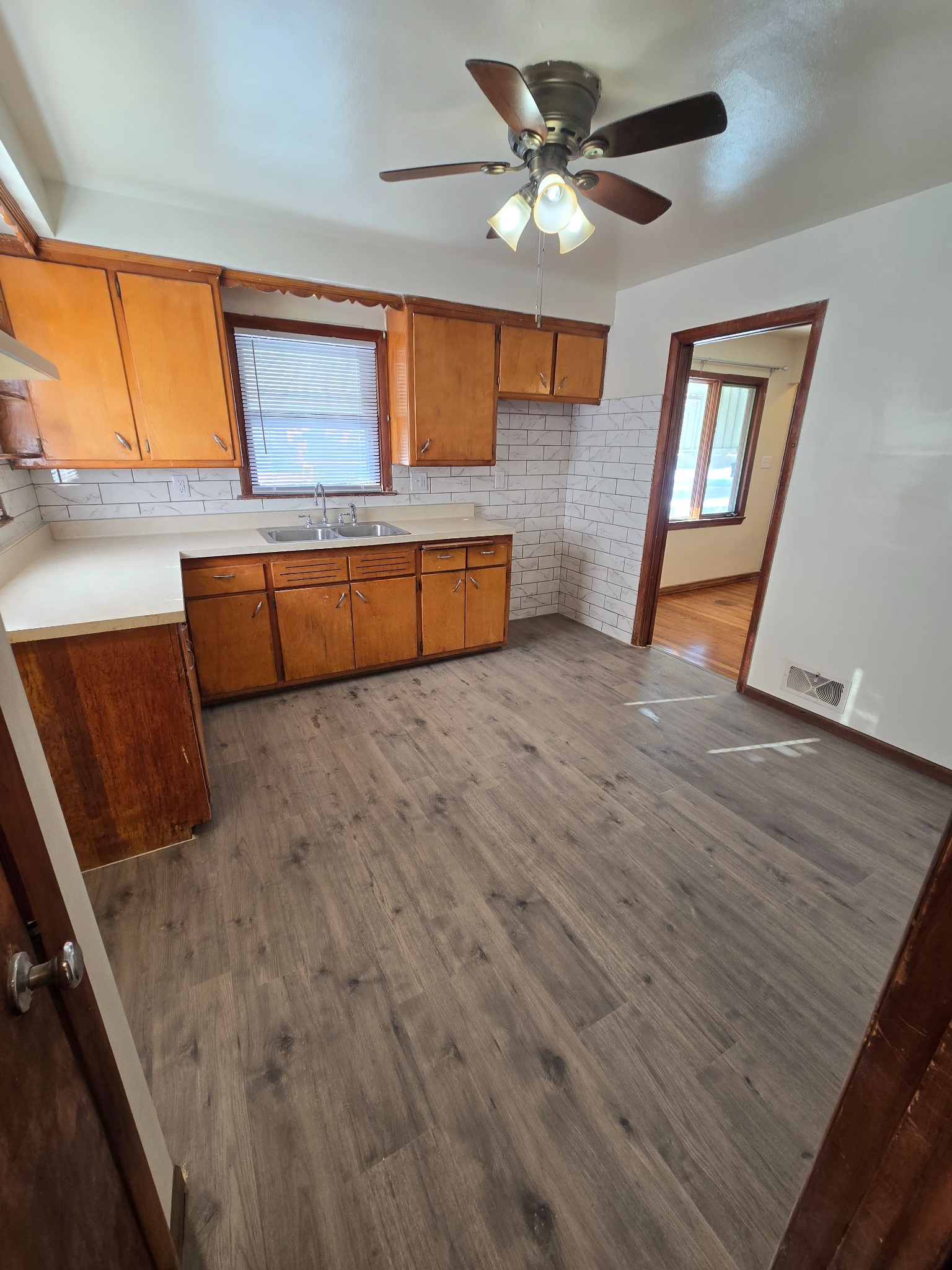 Bright Kitchen